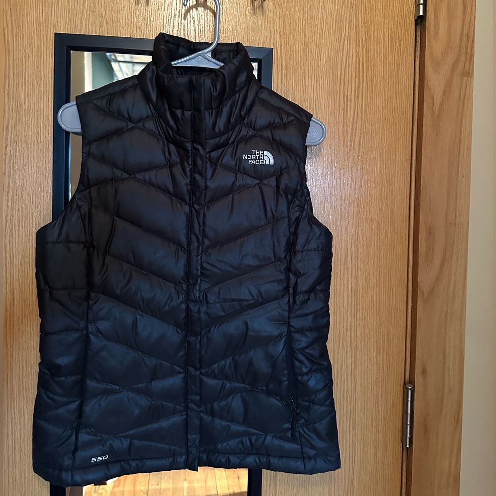 The North Face Women's Black Puffy Down Vest